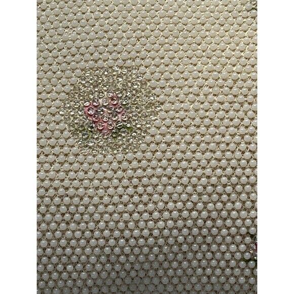 Vintage White Beaded Seed Pearl Pink Floral Purse Kiss Lock &‎ Lucite Trim Top - Picture 5 of 13
